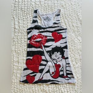UNIVERSITY STUDIOS: Betty Boop (S) Pre-Owned, white and red sequins tank top.